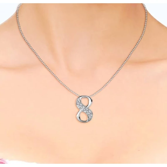 Fehér Swarovski® kristályos végtelen nyaklánc